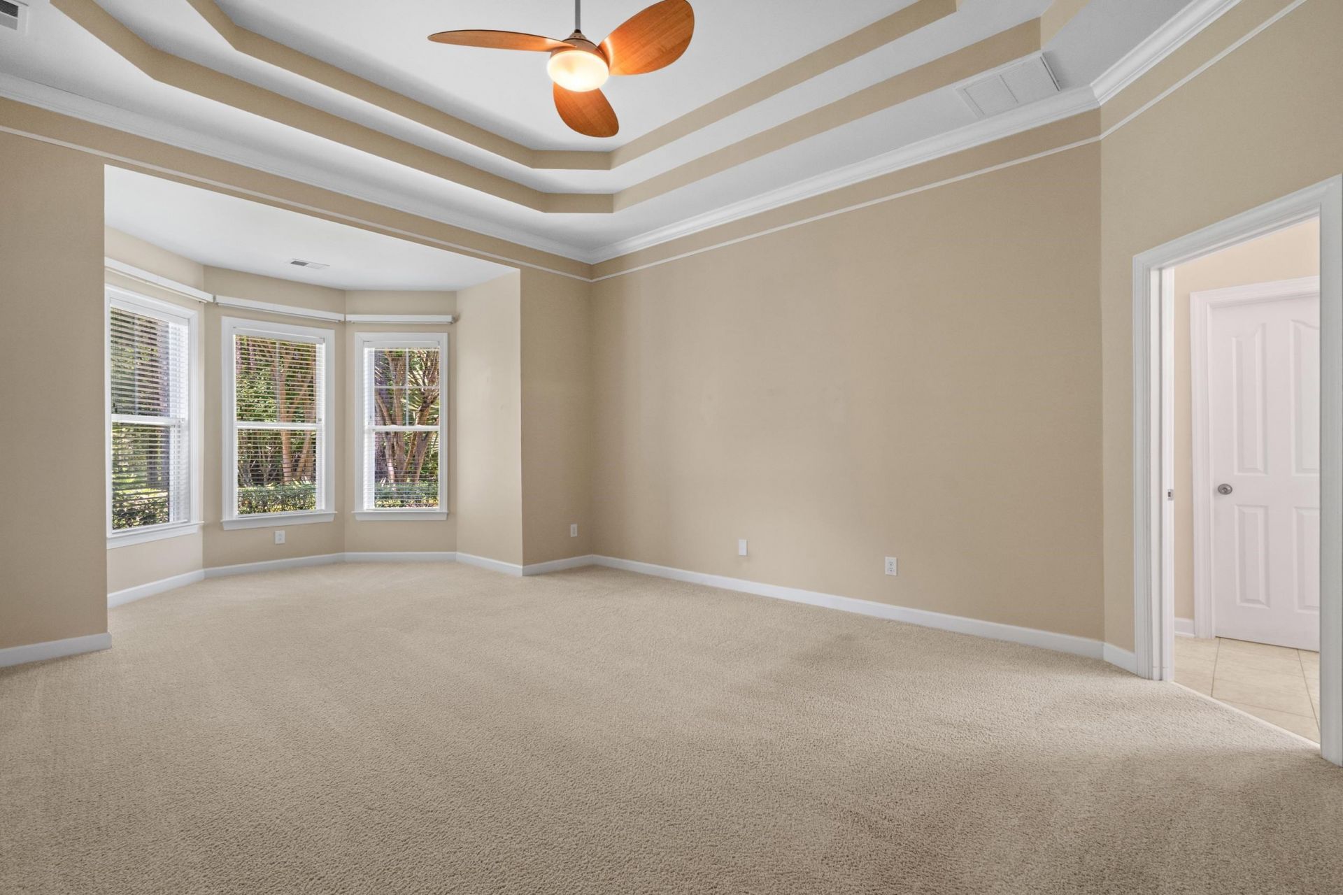4602 Grovecrest Circle Photo 14