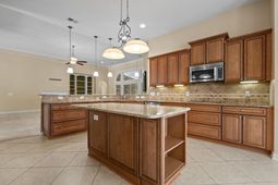 4602 Grovecrest Circle photo 4