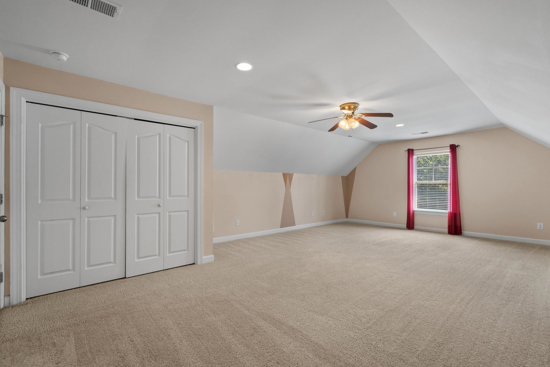 4602 Grovecrest Circle Photo 35