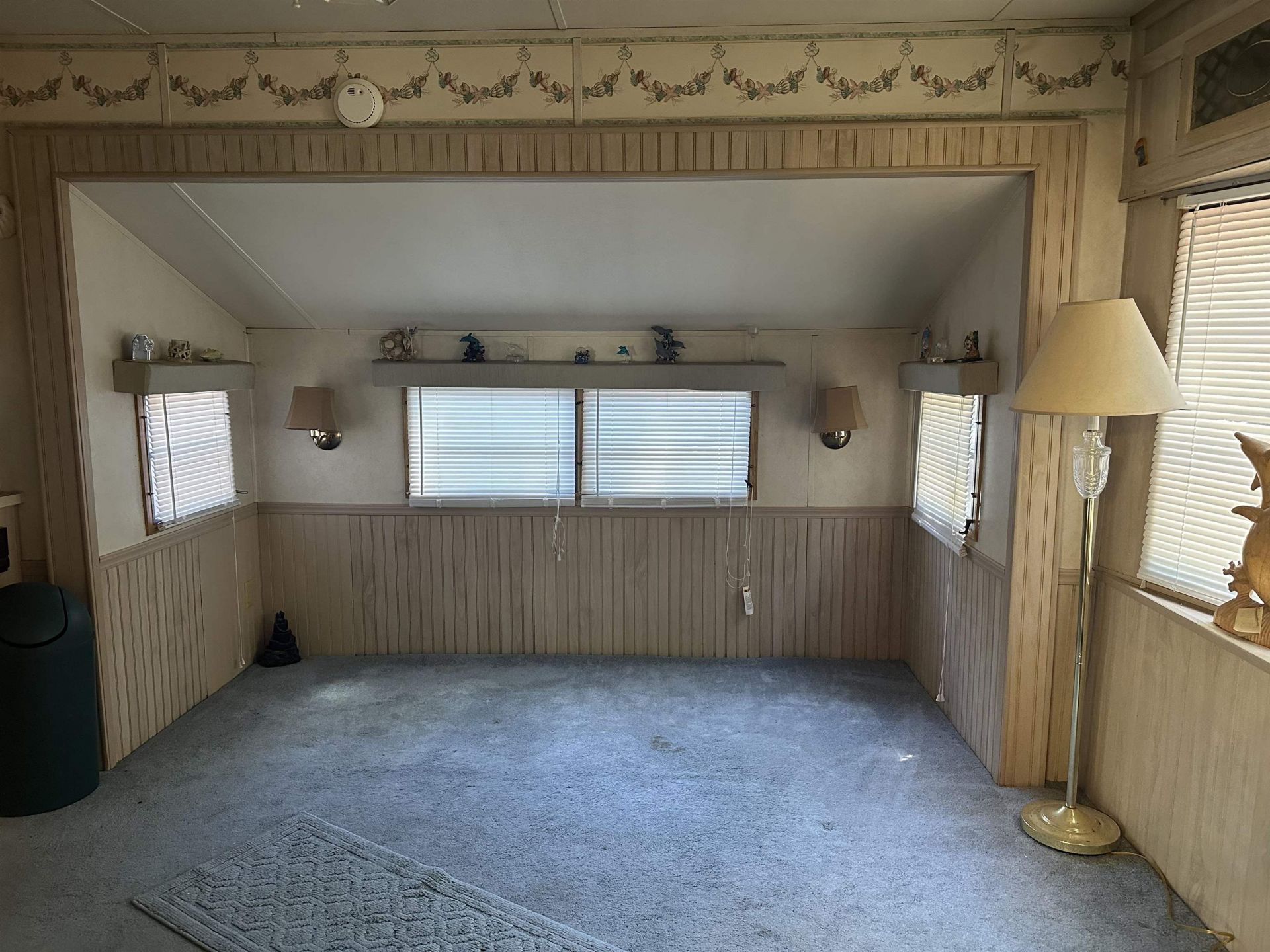 613-645 5th Ave. S Photo 8