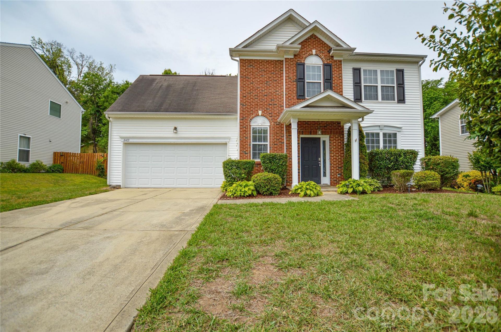 16410 Greybriar Forest Lane, Charlotte, NC 28278 Main Photo