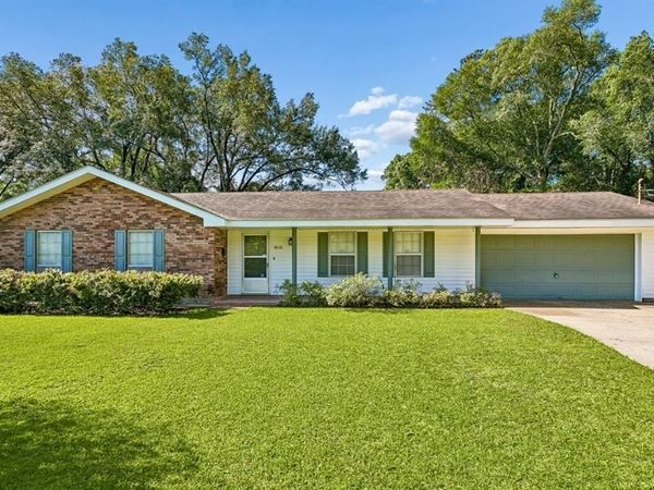 1548 WILLIAM PETERS Road , Bogalusa, LA 70427
