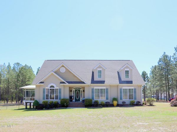 436 Millwork Lane, Aberdeen, NC 28315