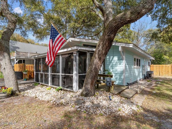 104 SE 5th Street, Oak Island, NC 28465