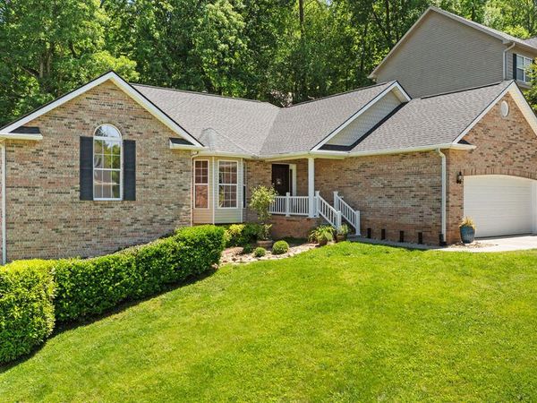 2124 Elm Grove Lane, Knoxville, TN 37932