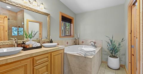 13494 Moraine Road, Truckee, CA 96161 Photo