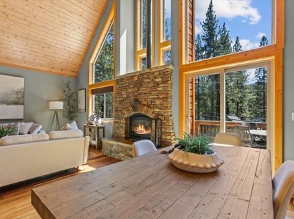 13494 Moraine Road, Truckee, CA 96161 Photo
