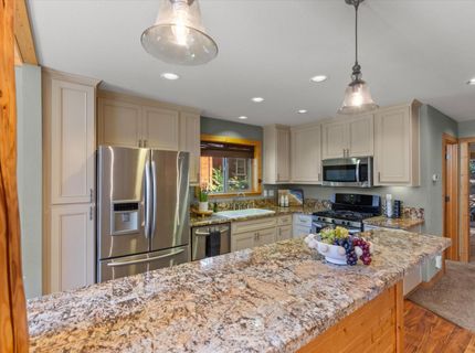 13494 Moraine Road, Truckee, CA 96161 Photo