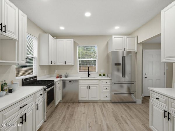 115 W 16TH Street, Jacksonville, FL 32206