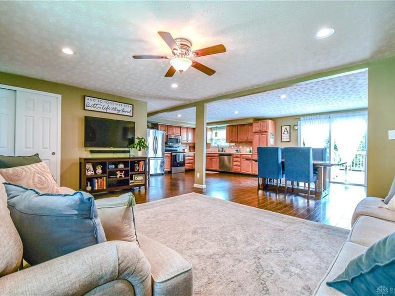 4674 Nowak Avenue, Huber Heights, OH 45424 Photo 7