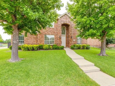 1502 Angel Falls Drive, Frisco, TX 75036