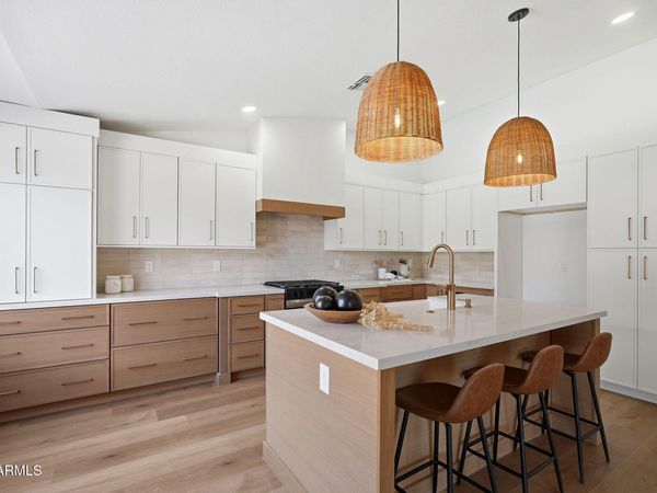 5440 W SARAGOSA Street, Chandler, AZ 85226