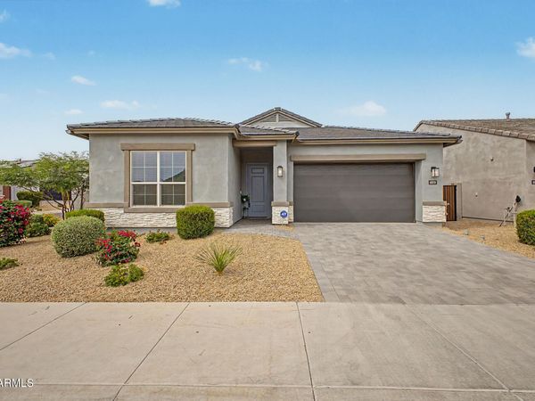 6010 E Quail Avenue, Phoenix, AZ 85054
