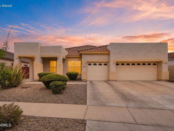 8729 W CAROLE Lane, Glendale, AZ 85305