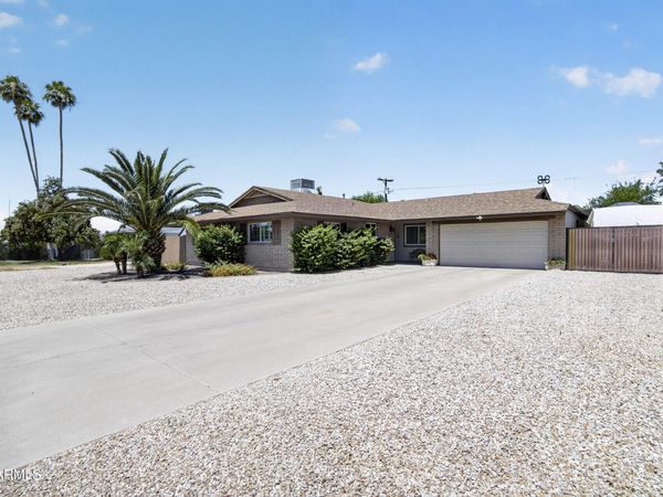 3738 W MORTEN Avenue, Phoenix, AZ 85051