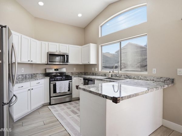 4045 E COOLBROOK Avenue, Phoenix, AZ 85032