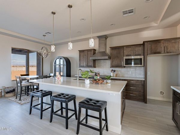 24459 N 194TH Avenue, Surprise, AZ 85387