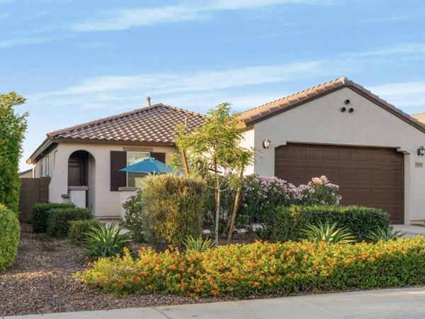 9416 W HEATHERBRAE Drive, Phoenix, AZ 85037