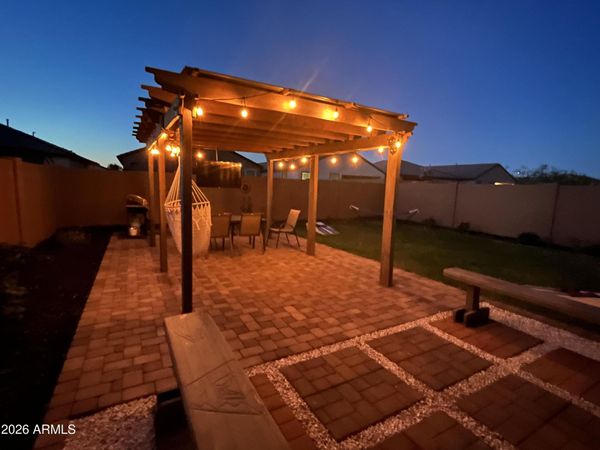 9416 W HEATHERBRAE Drive, Phoenix, AZ 85037