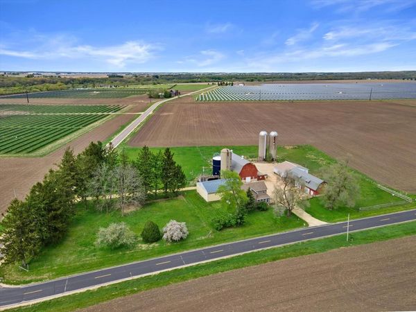 W9650 Creek ROAD, Darien, WI 53114