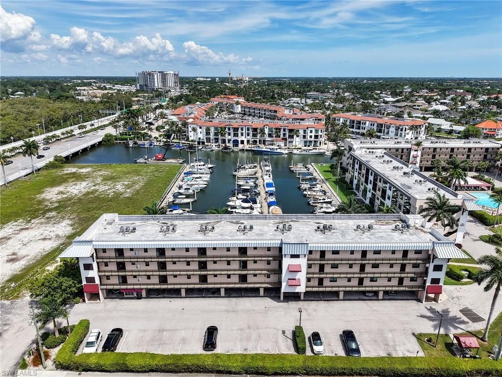 801 River Point Dr , Unit 203A, Naples, FL 34102 Photo
