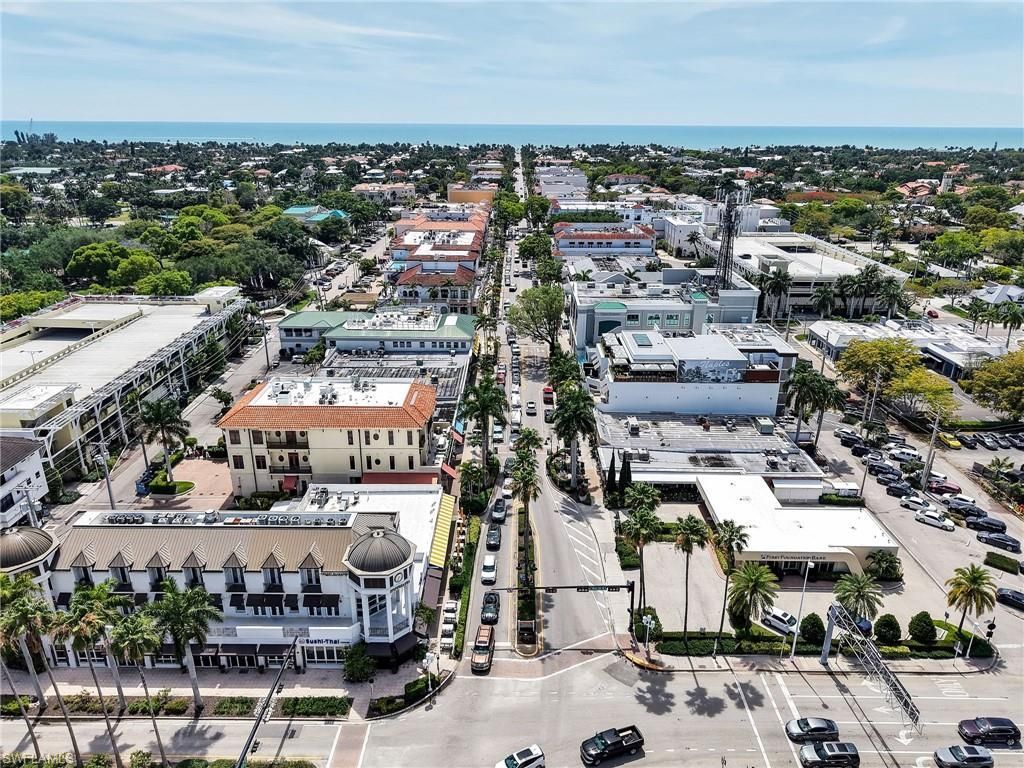 801 River Point Dr , Unit 203A, Naples, FL 34102 Photo