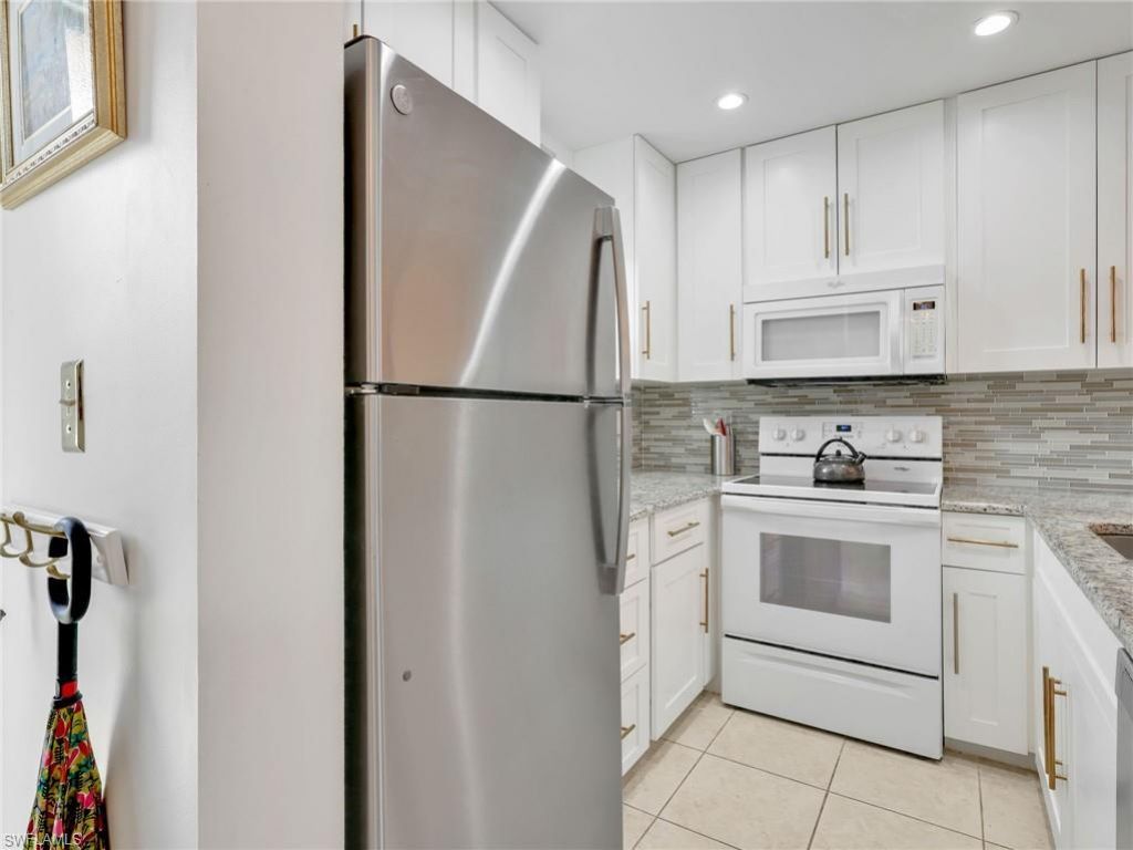 801 River Point Dr , Unit 203A, Naples, FL 34102 Photo