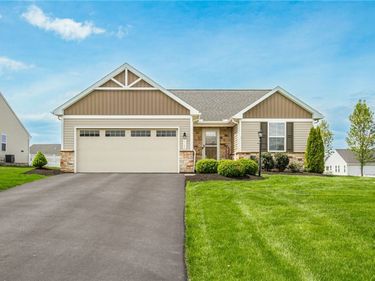 1766 Ackerman, Farmington, NY 14425