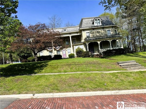 70 Prospect Street , Jamestown, NY 14701