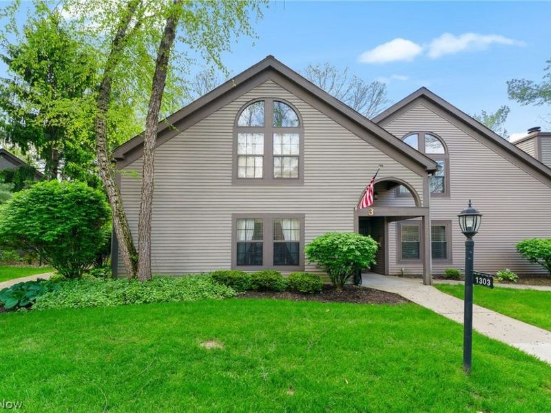 1303 Red Tail Hawk Court , Boardman, OH 44512 Photo 18