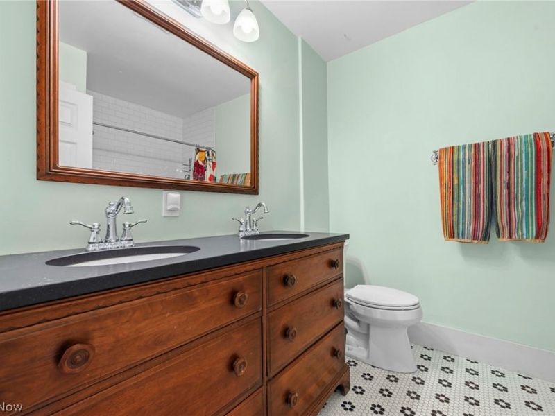 1815 W 58th Street, Cleveland, OH 44102 Photo 36