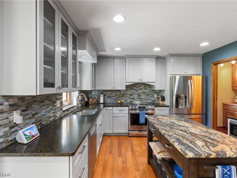 6807 Grant Drive, Westfield Center, OH 44251 Photo 12