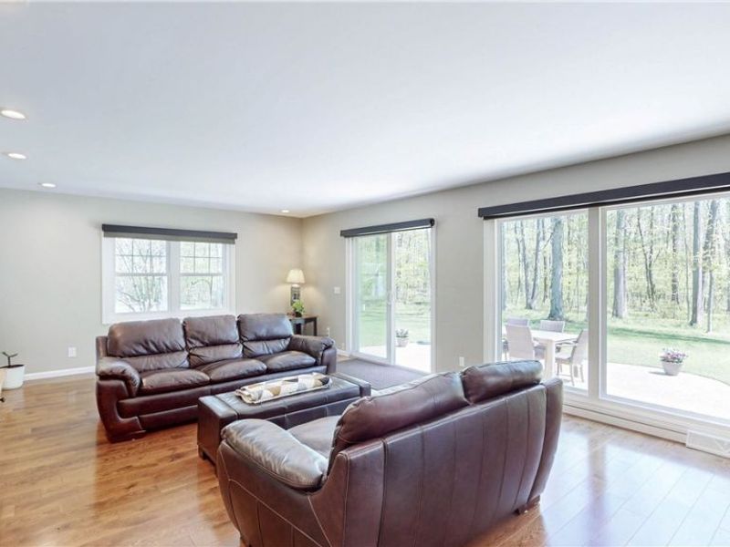 7955 Deerbrook Drive, Novelty, OH 44072 Photo 8