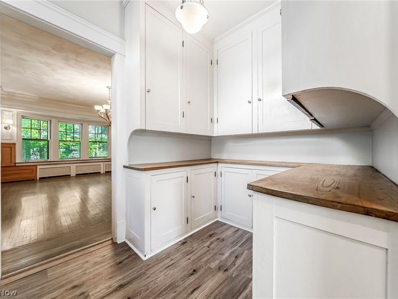 2170 S Overlook Road, Cleveland Heights, OH 44106 Photo 18