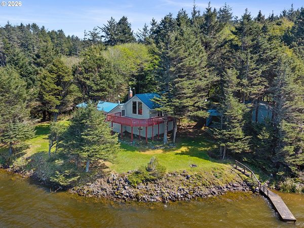 6250 13TH NW ST, Cape Meares, OR 97141