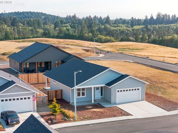 1125 SE BUGLE AVE, Warrenton, OR 97146