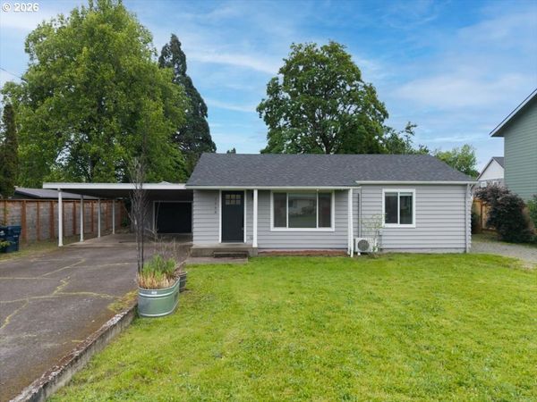 3588 SISTERS VIEW AVE, Eugene, OR 97401