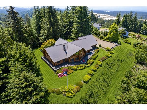6154 VIEW RD, Florence, OR 97439