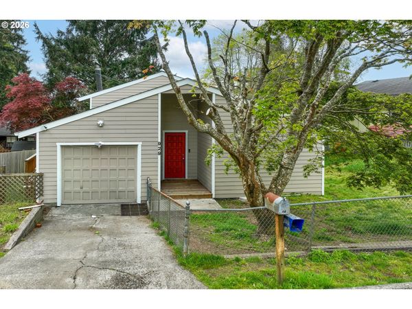 929 W CLATSOP AVE, Astoria, OR 97103