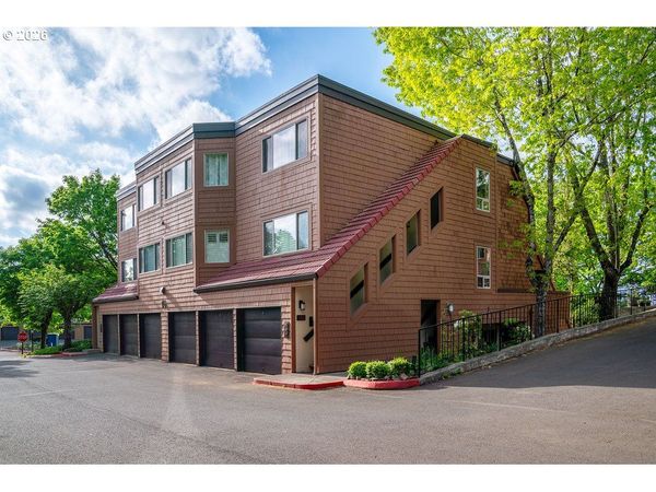 112 OSWEGO SMT, Unit 112, Lake Oswego, OR 97035