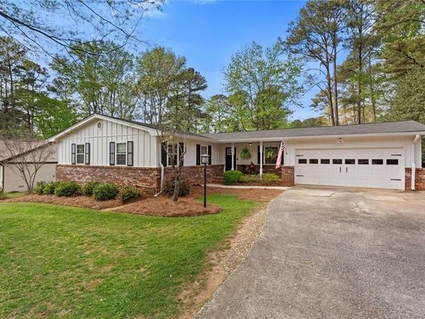 2624 Peeler Road , Atlanta, GA 30360