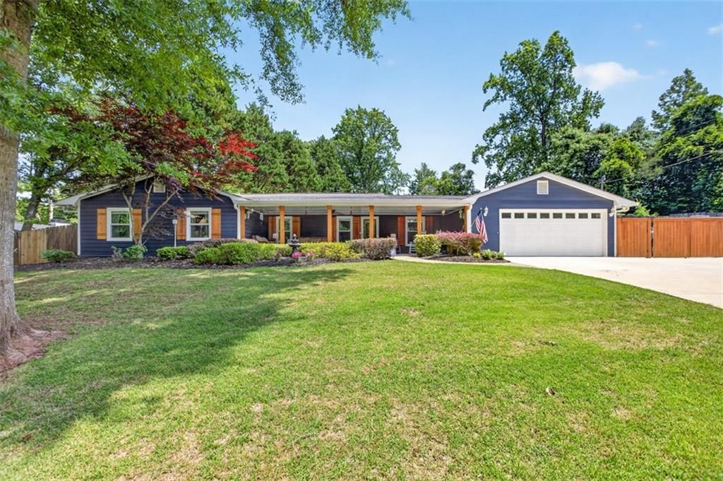 3756 Southgate Drive Sw, Lilburn, GA 30047 Main Photo