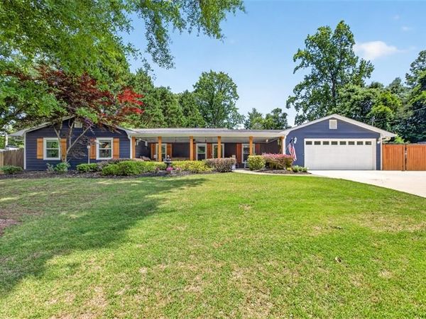 3756 Southgate Drive SW, Lilburn, GA 30047