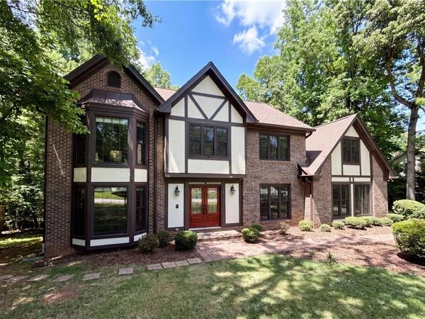 2360 Kimbrough Court, Atlanta, GA 30350