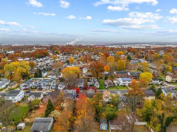74 Wildwood Ave, Edison, NJ 08837