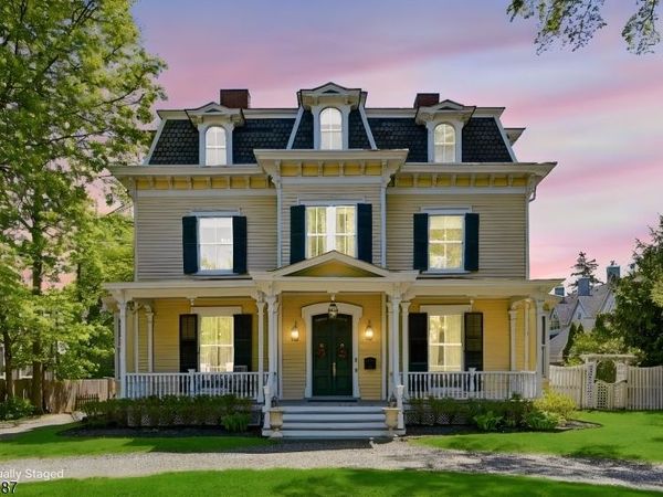 21 Franklin Pl, Morristown, NJ 07960
