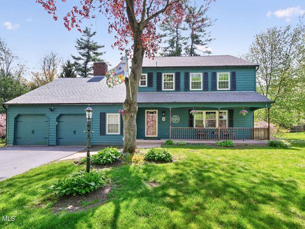 4 Concord Road, Glenmont, NY 12077
