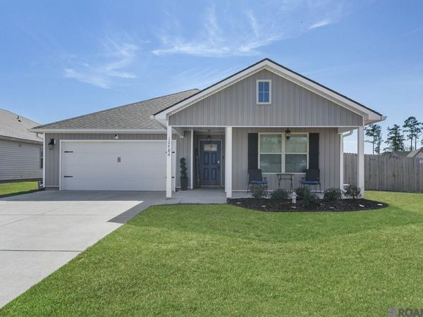 12786 Catalpa Ave, Denham Springs, LA 70726