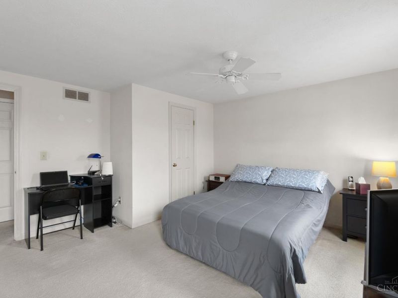 8446 Highridge Drive, West Chester, OH 45069 Photo 14