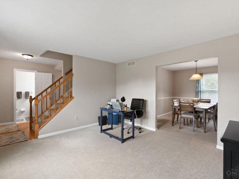 8446 Highridge Drive, West Chester, OH 45069 Photo 5